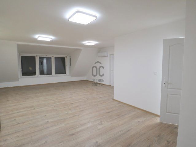 Eladó téglalakás, Kecskeméten 139.9 M Ft, 5 szobás