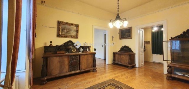 Eladó téglalakás, Budapesten, VII. kerületben 179.9 M Ft