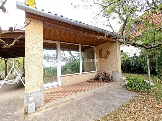 Eladó családi ház, Mohácson 13.5 M Ft, 1 szobás
