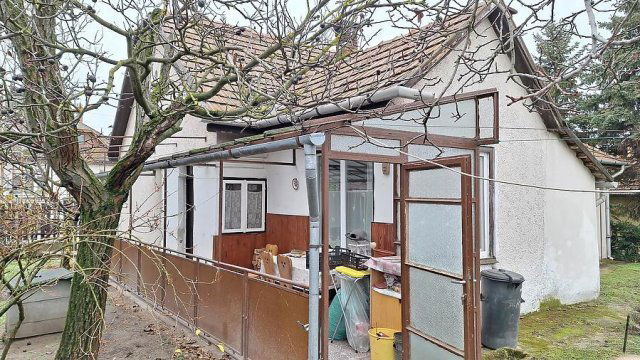 Eladó családi ház, Dunakeszin 69 M Ft, 3 szobás