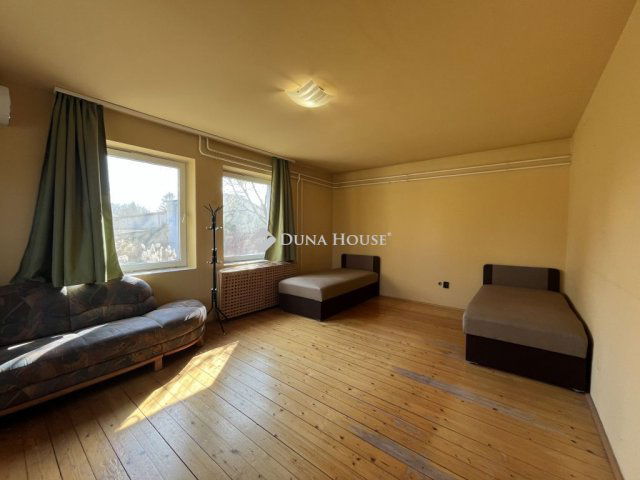 Kiadó családi ház, albérlet, Kecskeméten, Talfája közben