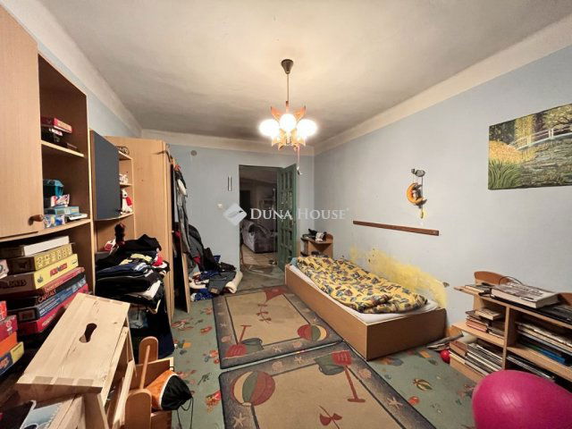 Eladó ikerház, Pilisen 22 M Ft, 4 szobás / költözzbe.hu