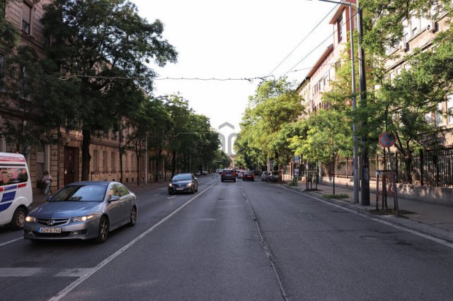 Eladó téglalakás, Budapesten, VII. kerületben 98 M Ft, 2 szobás