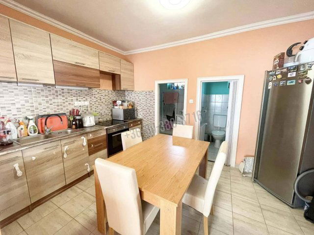 Eladó családi ház, Dunavecsén 46.9 M Ft, 2+2 szobás