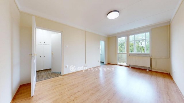 Eladó panellakás, Miskolcon 24.5 M Ft, 1 szobás