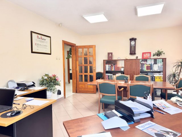 Eladó panellakás, Debrecenben, Teleki utcában 71.9 M Ft, 3 szobás