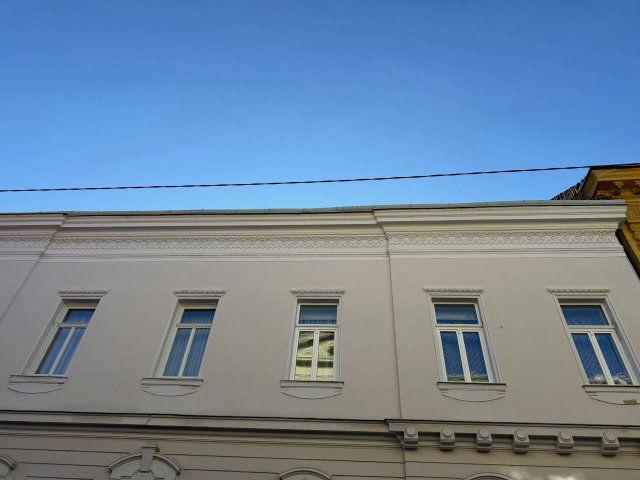 Eladó téglalakás, Pécsett 69.9 M Ft, 1+2 szobás