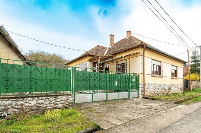 Eladó családi ház, Bogácson 36.5 M Ft, 3 szobás