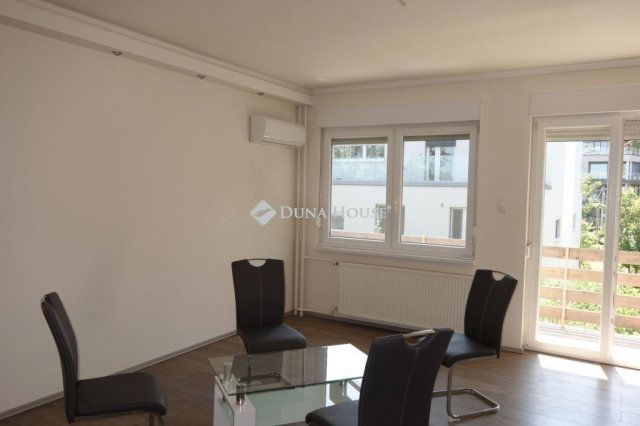 Eladó téglalakás, Budapesten, II. kerületben 114.9 M Ft