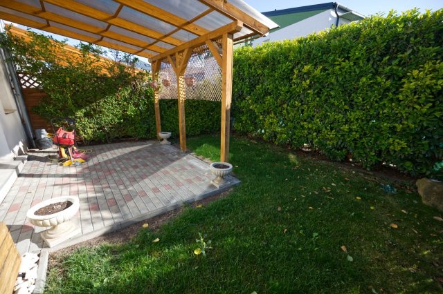 Eladó sorház, Telkin 137 M Ft, 4 szobás / költözzbe.hu