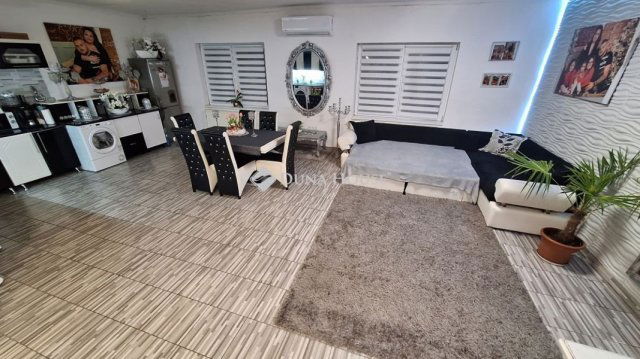 Eladó családi ház, Sárbogárdon 56.2 M Ft, 4 szobás