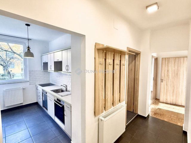 Kiadó téglalakás, albérlet, Szombathelyen, Szűrcsapó utcában