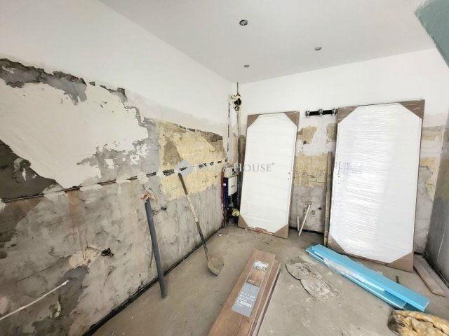 Eladó téglalakás, Budapesten, IV. kerületben 77.5 M Ft, 4 szobás