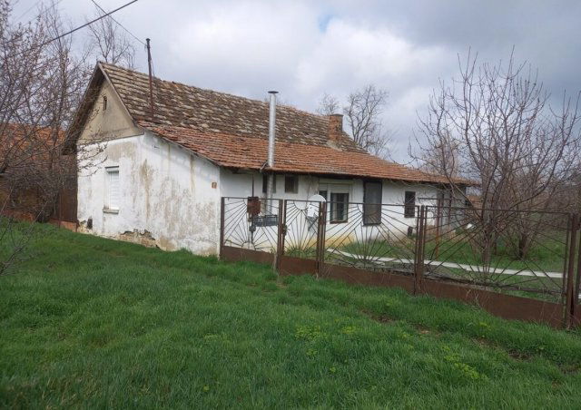 Eladó családi ház, Kaszaperen, Győzelem utcában 3.6 M Ft