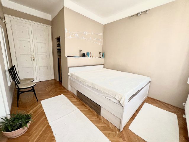 Eladó téglalakás, Budapesten, VII. kerületben, Garay utcában