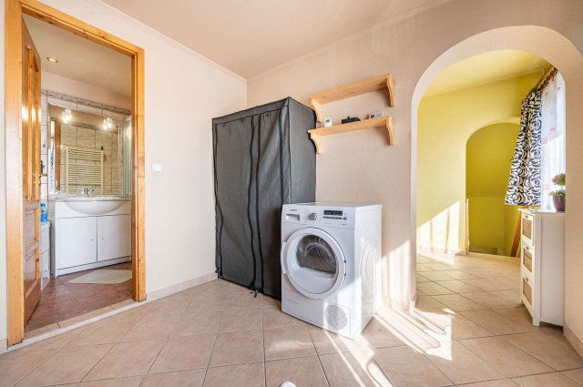 Eladó családi ház, Esztergomban, Damjanich utcában 80.8 M Ft