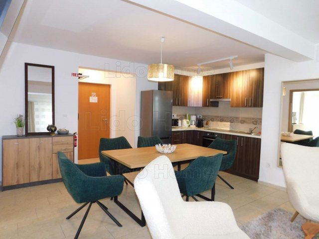 Eladó nyaraló, Siófokon 122.4 M Ft, 3 szobás