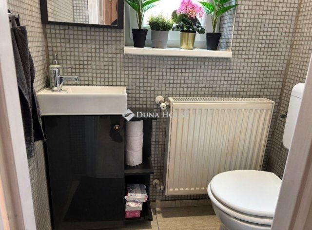 Eladó téglalakás, Budapesten, II. kerületben 79.8 M Ft, 2 szobás