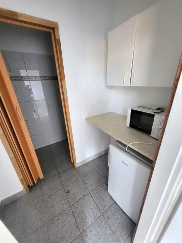 Eladó ipari ingatlan, IV. kerületben, Homoktövis utcában