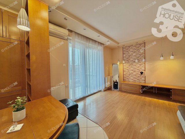 Eladó téglalakás, Kecskeméten 62.9 M Ft, 2 szobás