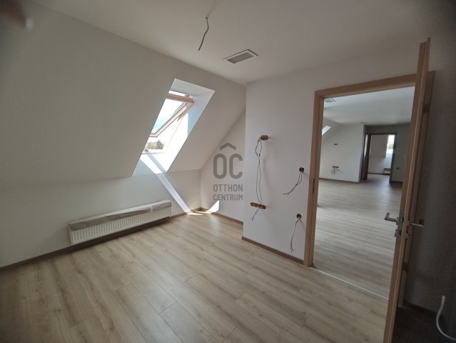 Eladó téglalakás, Mohácson 69 M Ft, 3 szobás
