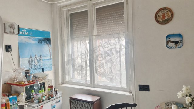 Eladó téglalakás, Budapesten, III. kerületben, Berend utcában