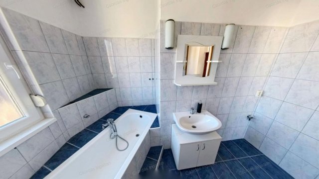 Eladó téglalakás, Veszprémben 50.9 M Ft, 2 szobás