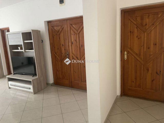 Eladó családi ház, Kecskeméten 115 M Ft, 6 szobás