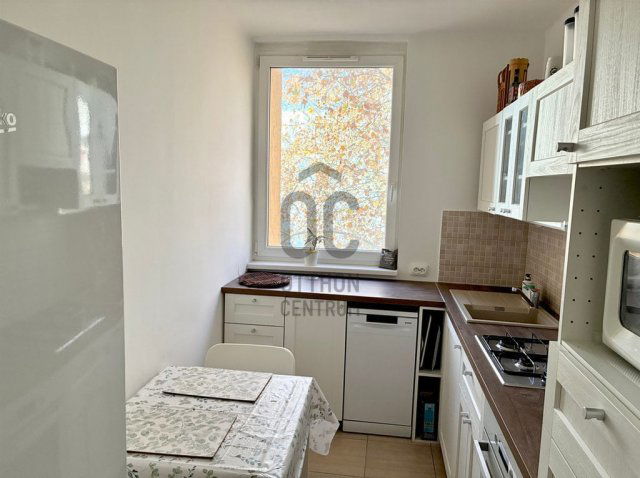 Eladó téglalakás, Budapesten, IX. kerületben 78.9 M Ft, 2 szobás