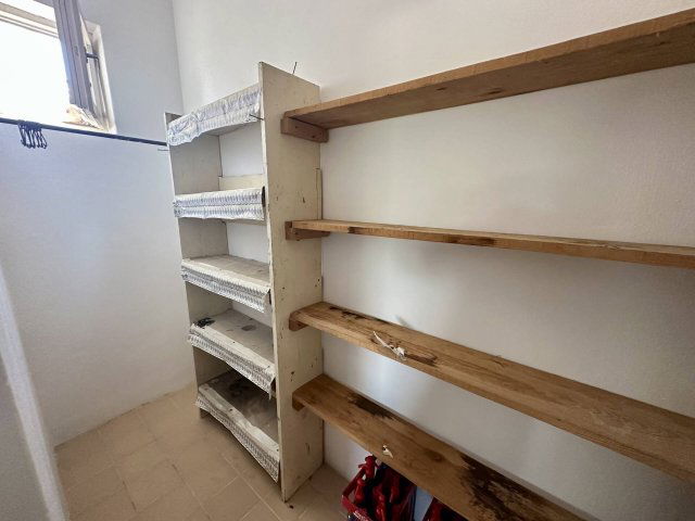 Eladó családi ház, Öreglakon 39.9 M Ft, 3 szobás