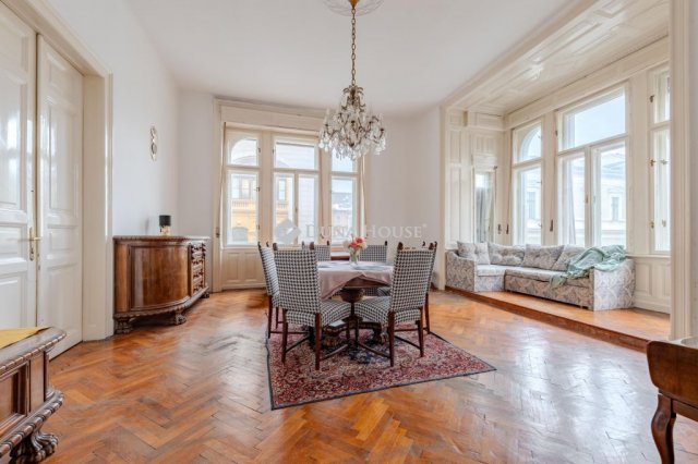 Eladó téglalakás, Budapesten, V. kerületben 173.5 M Ft, 2 szobás