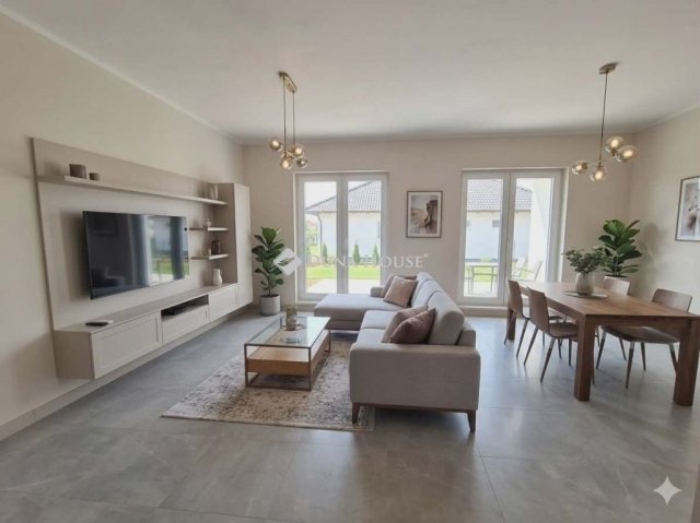 Eladó ikerház, Monoron 87.5 M Ft, 4 szobás / költözzbe.hu