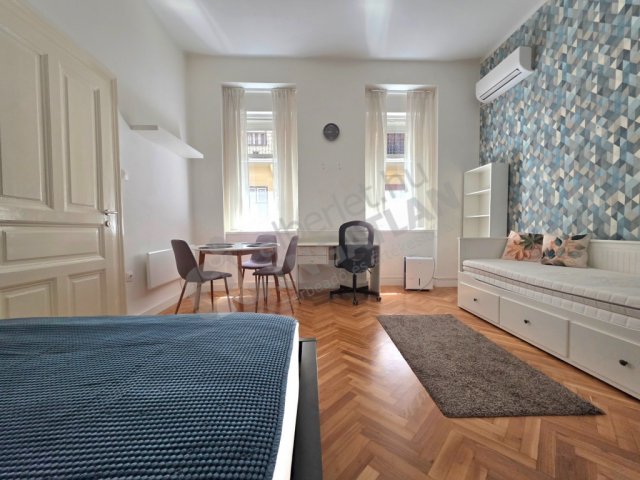 Kiadó téglalakás, albérlet, VII. kerületben, Murányi utcában