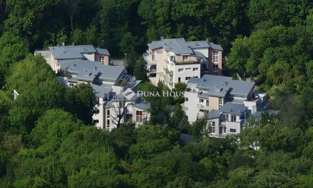 Eladó téglalakás, Budapesten, II. kerületben 209.9 M Ft