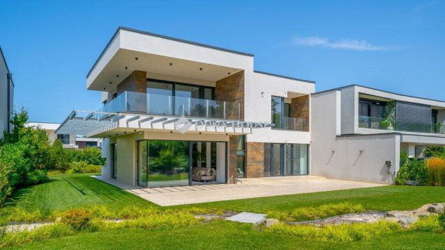 Kiadó családi ház, albérlet, Budapesten, III. kerületben