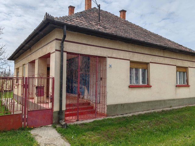 Eladó családi ház, Kengyelen 14.9 M Ft, 3 szobás