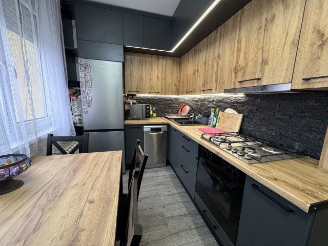 Eladó panellakás, Miskolcon, Arany János utcában 39.9 M Ft