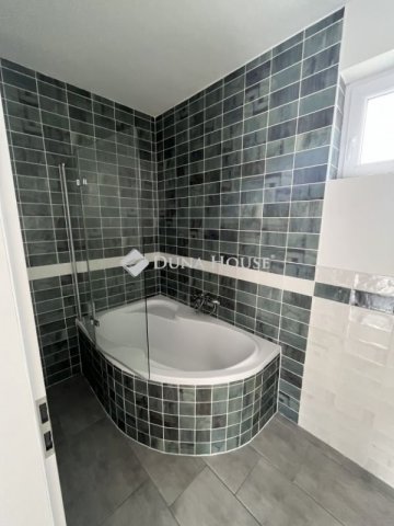 Eladó családi ház, Siófokon 125 M Ft, 3 szobás
