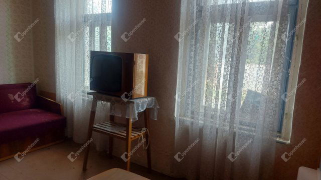 Eladó családi ház, Csanádapácán 3.4 M Ft, 4 szobás