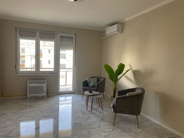 Eladó téglalakás, Debrecenben 74.9 M Ft, 2 szobás