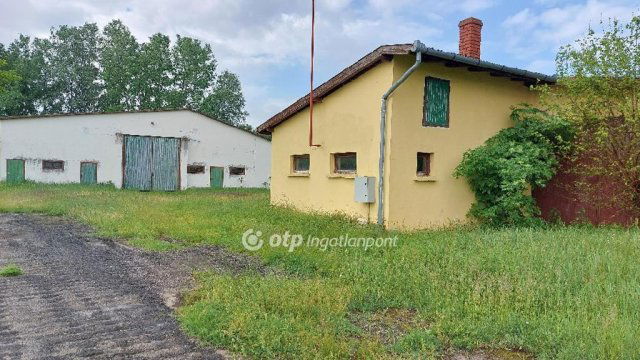 Eladó mezogazdasagi ingatlan, Ruzsán 69 M Ft, 3 szobás