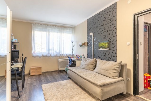 Eladó téglalakás, Miskolcon, Katowice utcában 27.5 M Ft