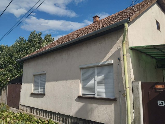 Eladó családi ház, Makón, Fűtő utcában 41 M Ft, 3 szobás