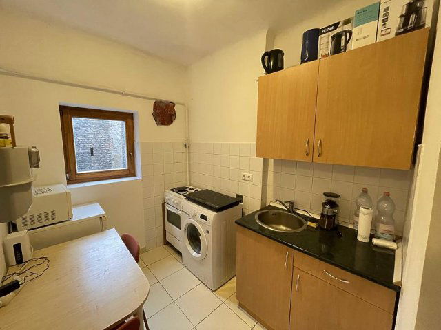 Eladó téglalakás, Budapesten, VI. kerületben, Szófia utcában