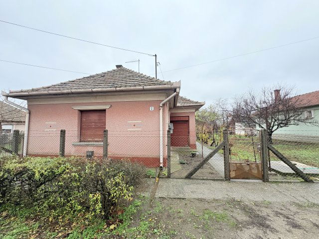 Eladó családi ház, Abonyban 19.9 M Ft, 4 szobás