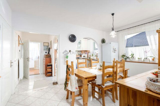 Eladó családi ház, Ásványrárón 94.9 M Ft, 6 szobás