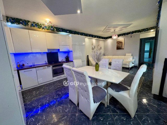 Eladó családi ház, Mezőkövesden 28.5 M Ft, 3 szobás