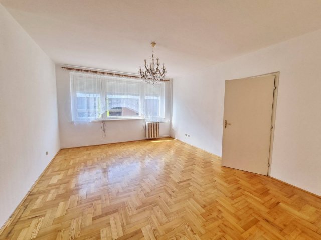 Eladó panellakás, Budapesten, VIII. kerületben, Práter utcában
