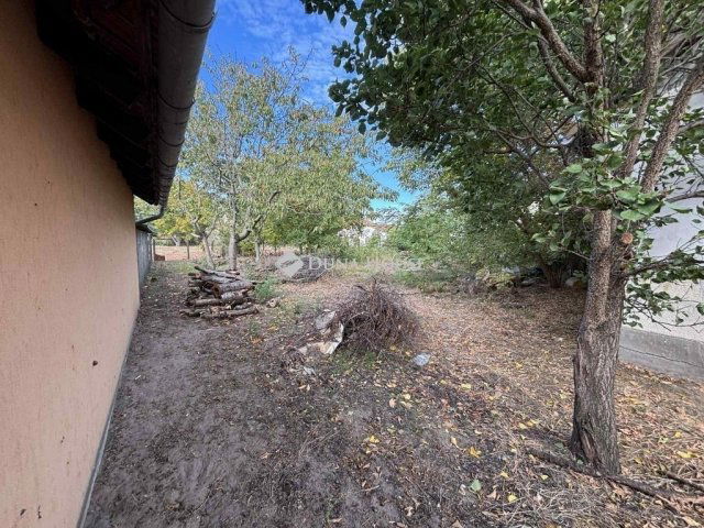 Eladó családi ház, Sándorfalván 59 M Ft, 2+1 szobás