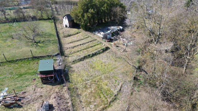 Eladó telek, Oroszlányban 7.5 M Ft / költözzbe.hu